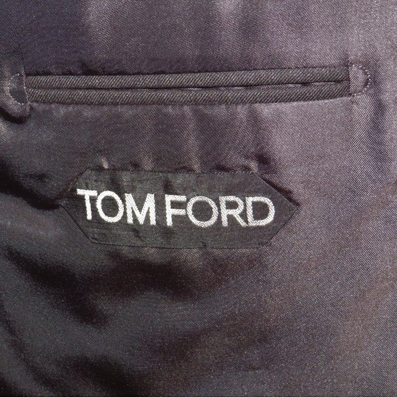 Tom Ford Fit B Regency Solid Charcoal Three Piece Three Roll Two Suit 50XL NWT - Picture 15 of 15